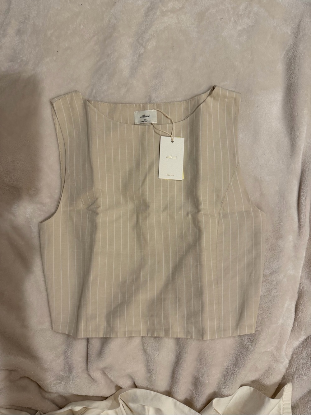 Aritzia Wilfred Beige Pinstripe Sleeveless Crop Top